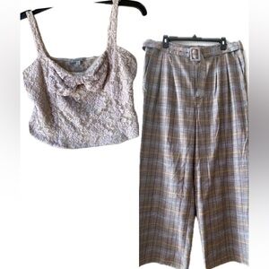 Charlotte Russe Beige CropTop Long Bralette Lace size XL